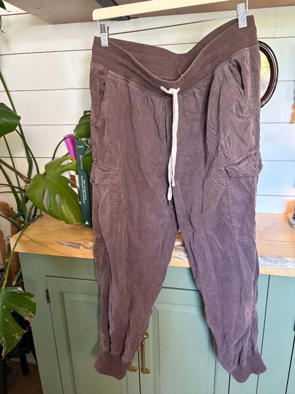 Aerie Cargo Jogger Pants – Washed Mauve/Brown (Large)